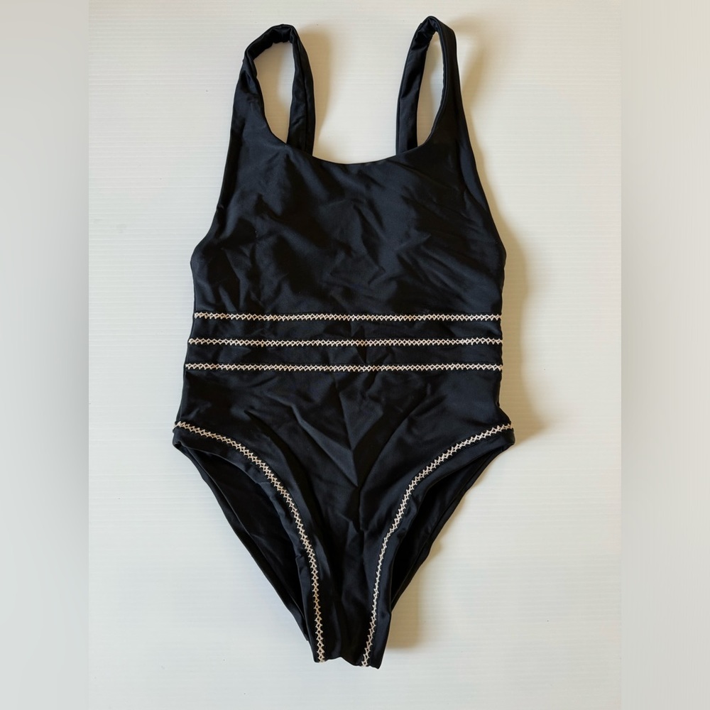 Swimwear one pc